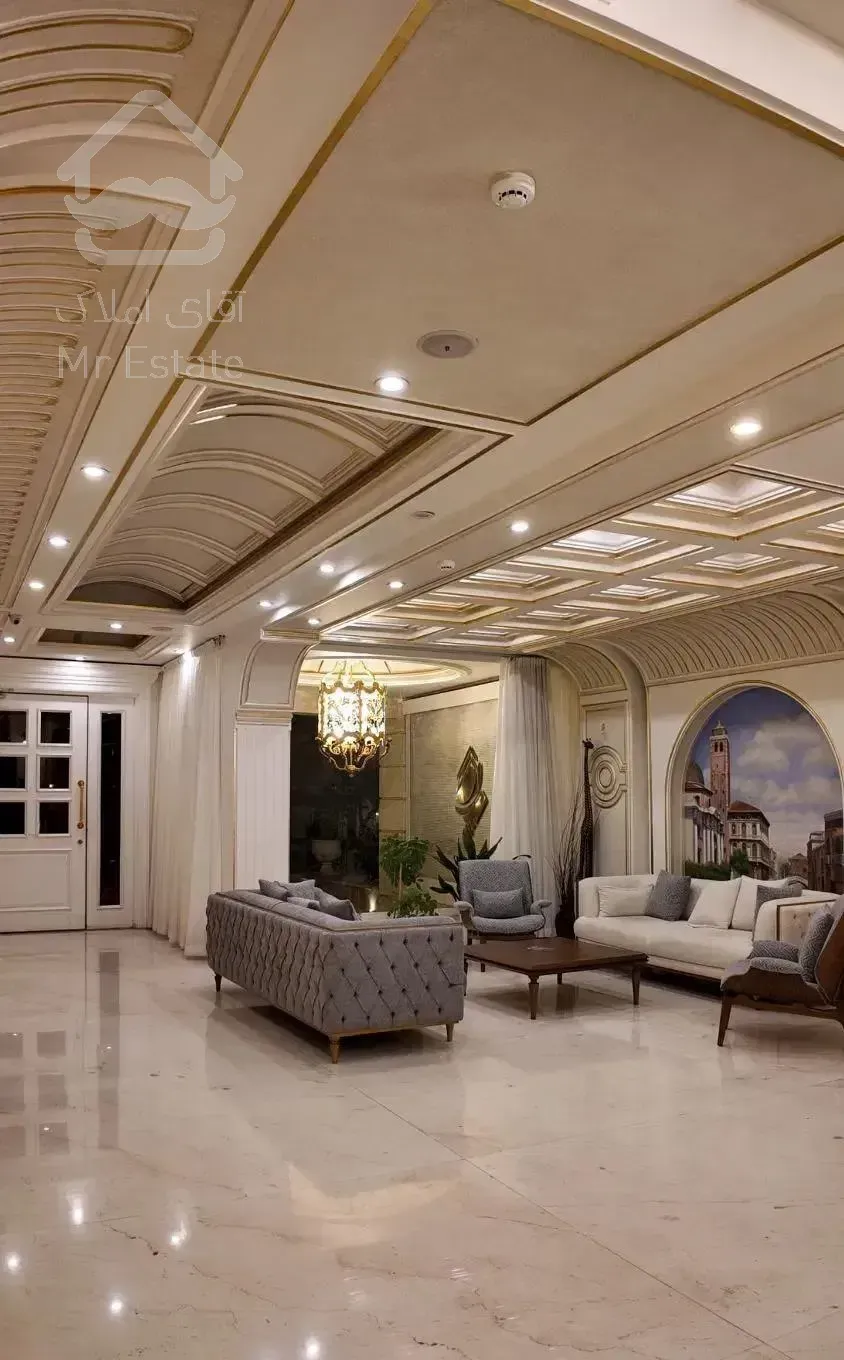 نیاوران / ۱۲۰ متر / ۲ پارکینگ