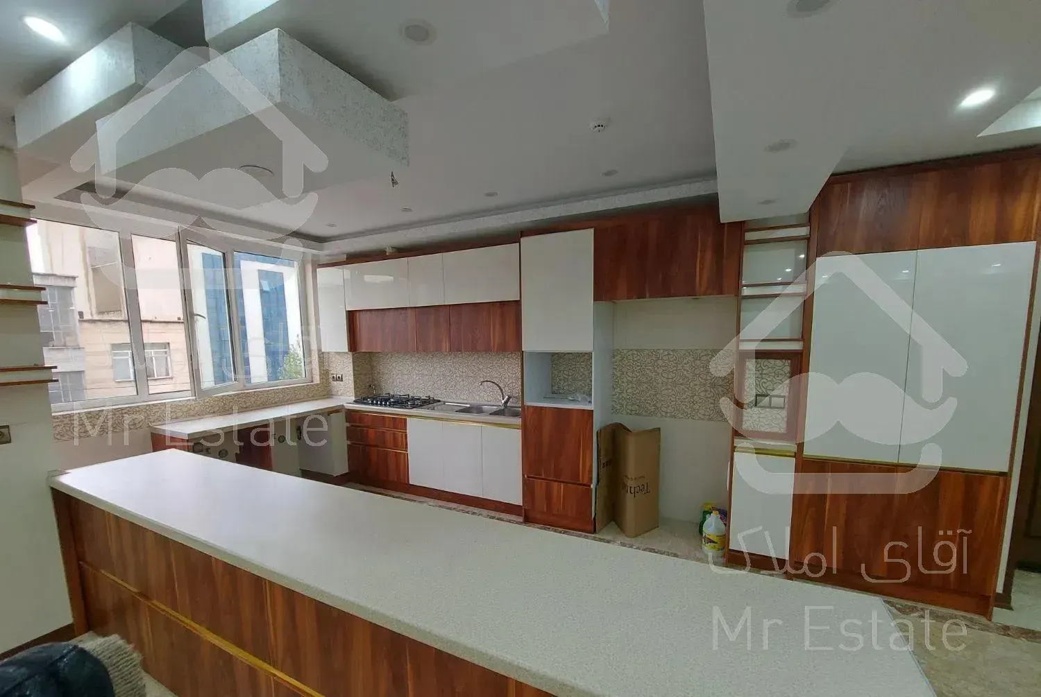 مطهری سنایی ۱۵۰متر ۳خواب یکساله