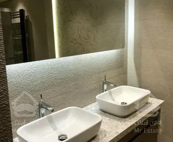 خرید آپارتمان 235 متری نیاوران گلسنگ