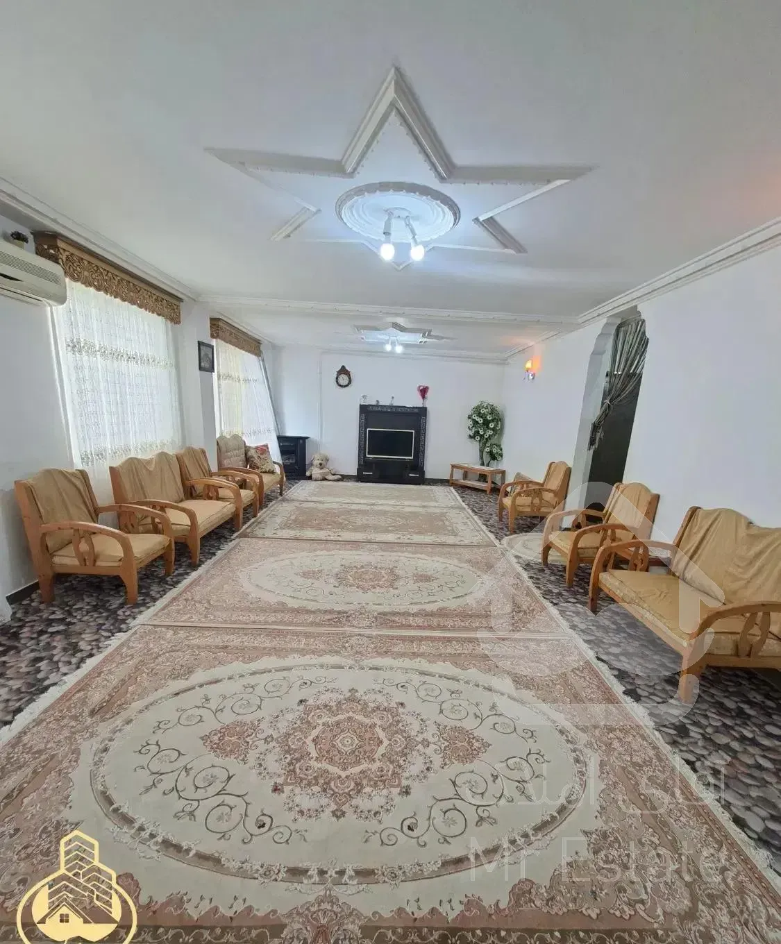 //آپارتمان120 متر تکواحد پارکینگ اختصاصی//طبقه دوم
