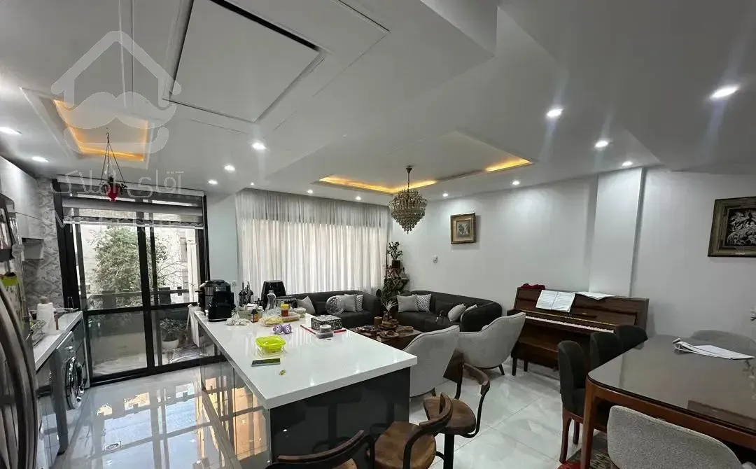 ۲۴۵متر تک واحدی /تاپ لوکیشن /کلید دراختیار