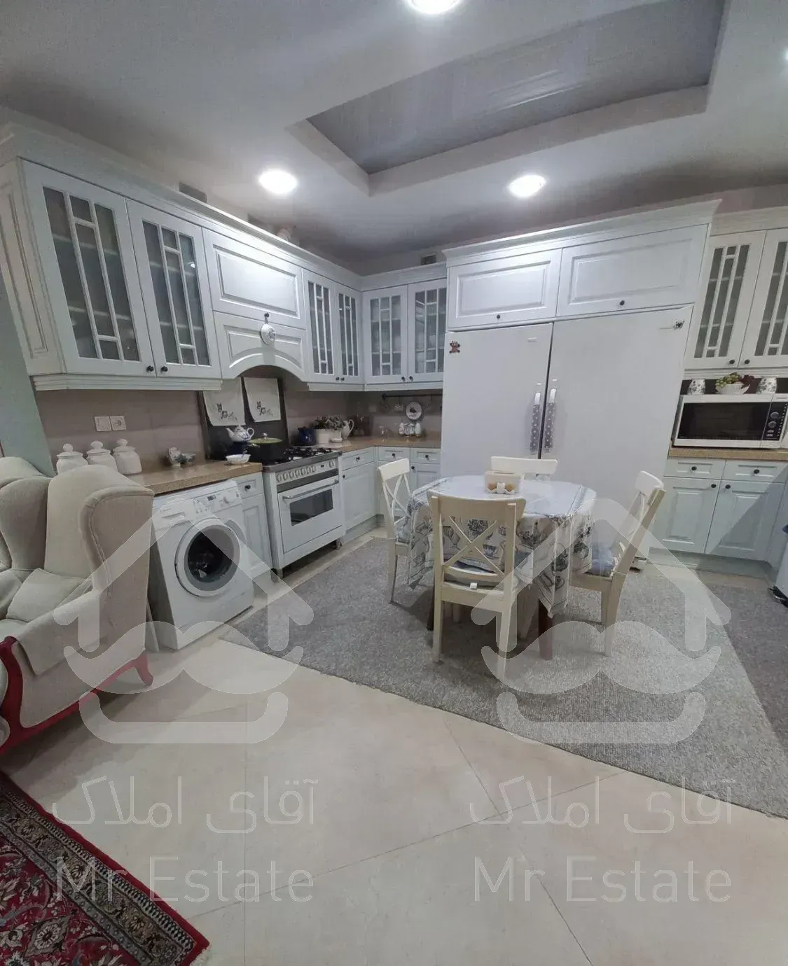 آپارتمان ۱۳۴ متری فول بازسازی همکف