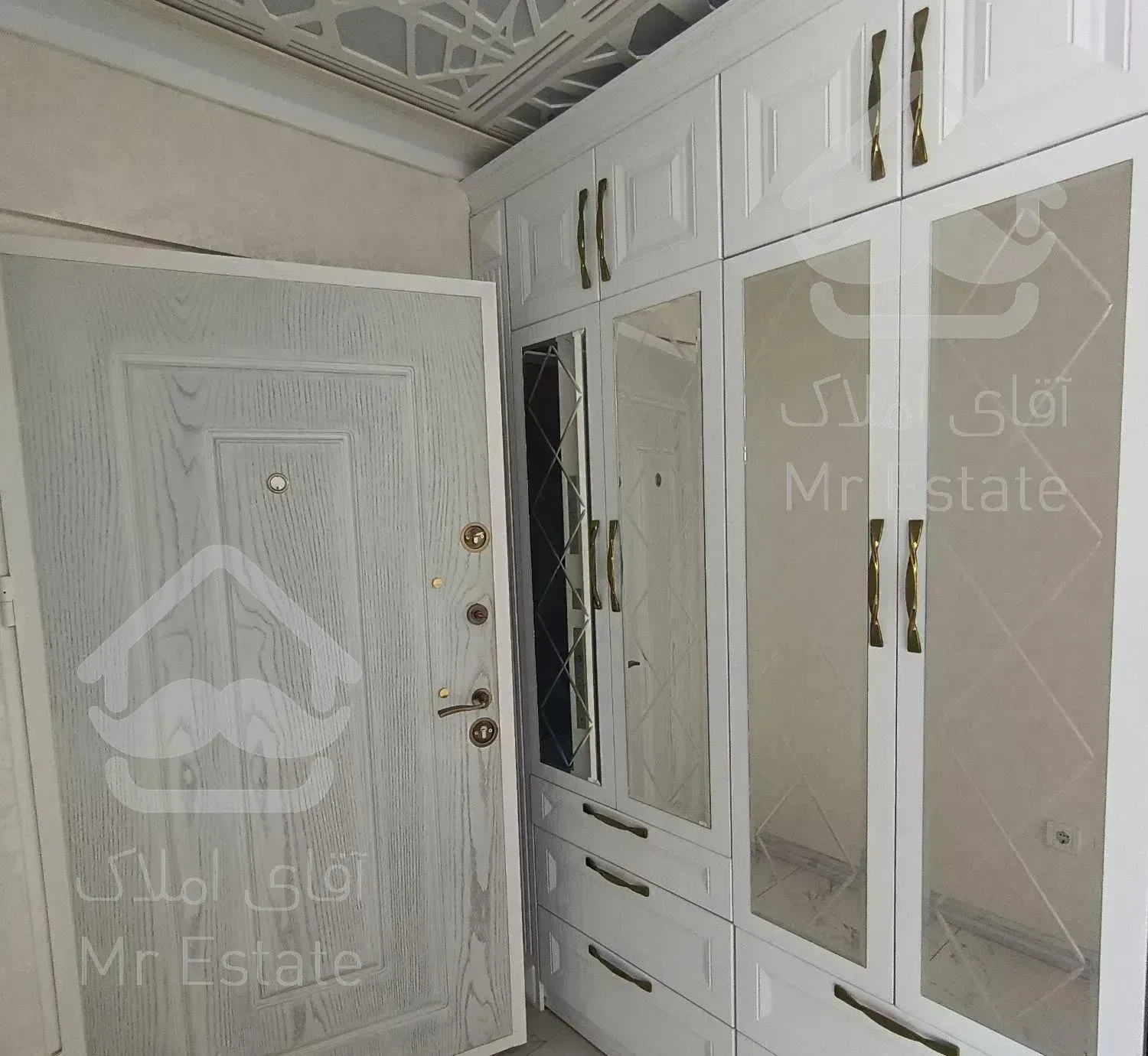 ۱۶۸ متر روف گاردن