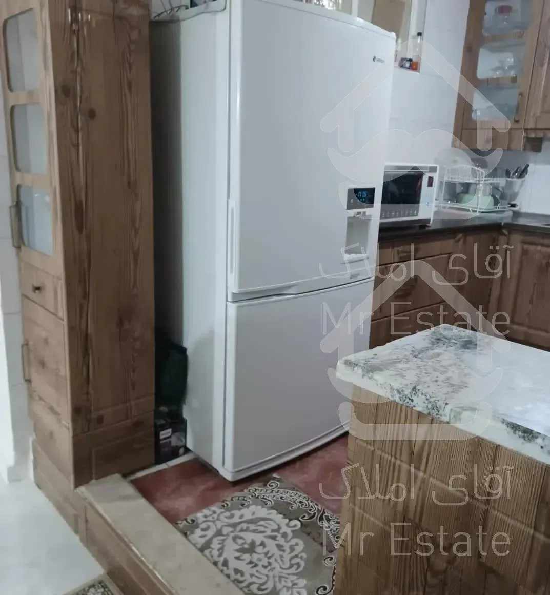 واحد ۸۸ متری غرق در نور در مدرس شمالی