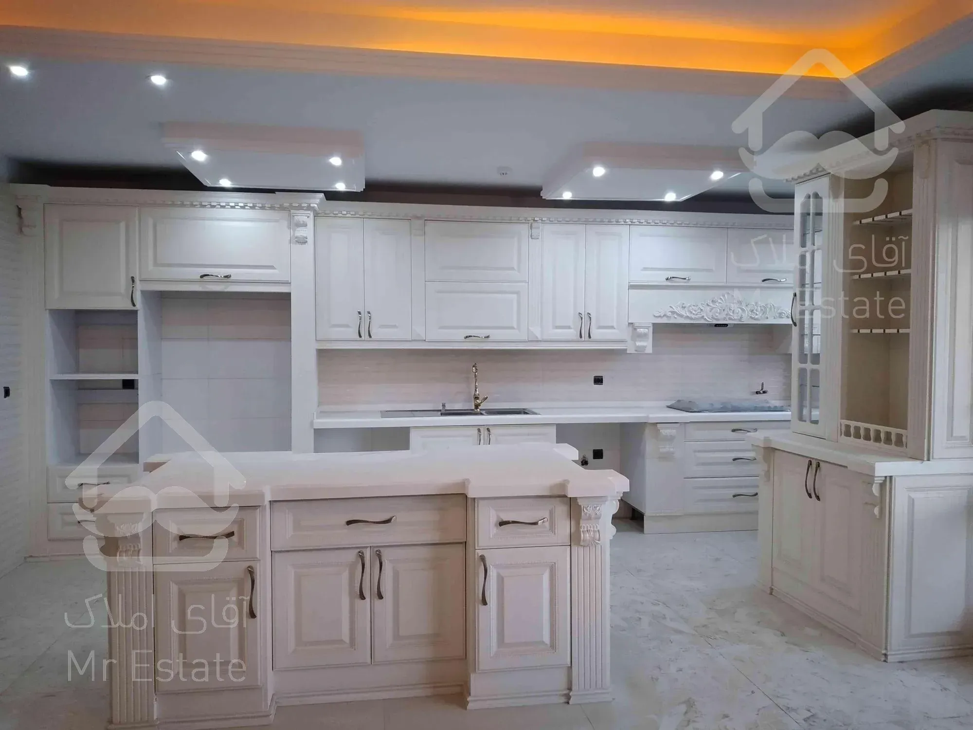 اپارتمان ۲۱۰متری تکواحدی سه خواب بلوارفردوس