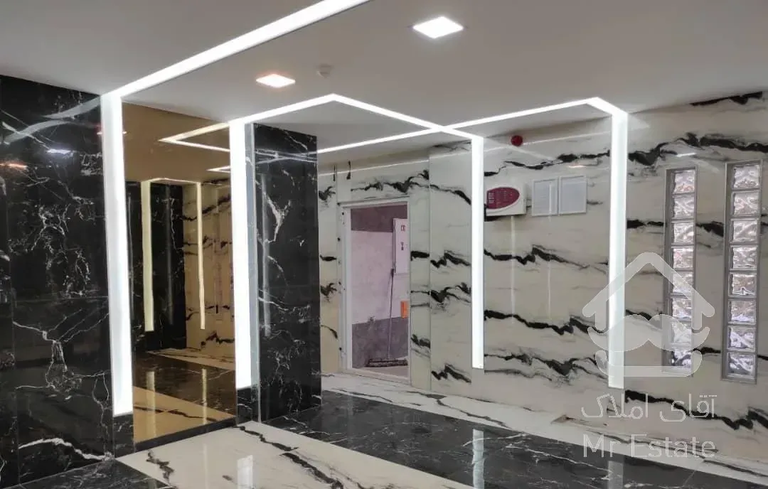 ۱۲۷ متر ۲ خواب  دسترسی به مراکز خرید واوکیشن