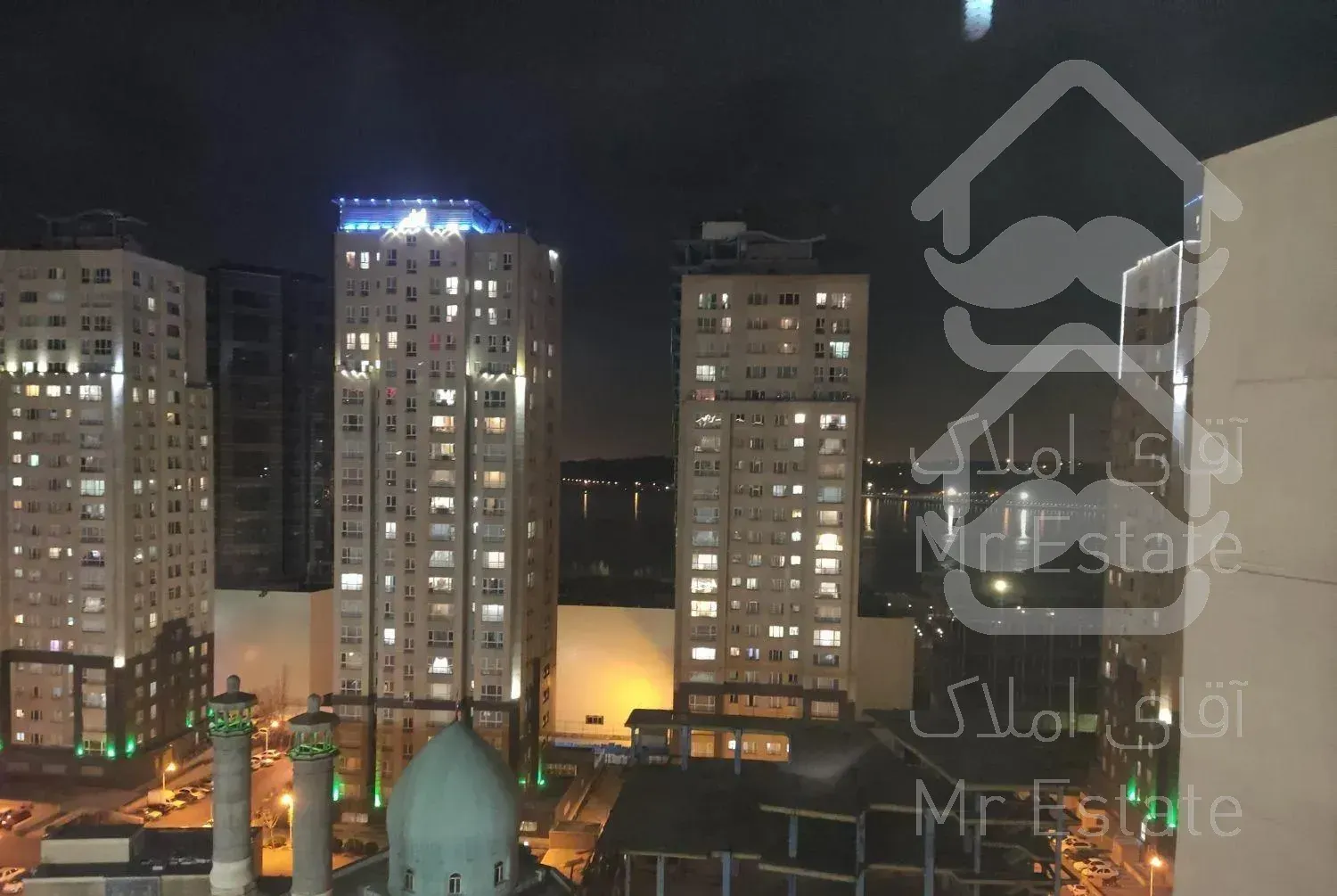 ویو دریاچه دو خواب