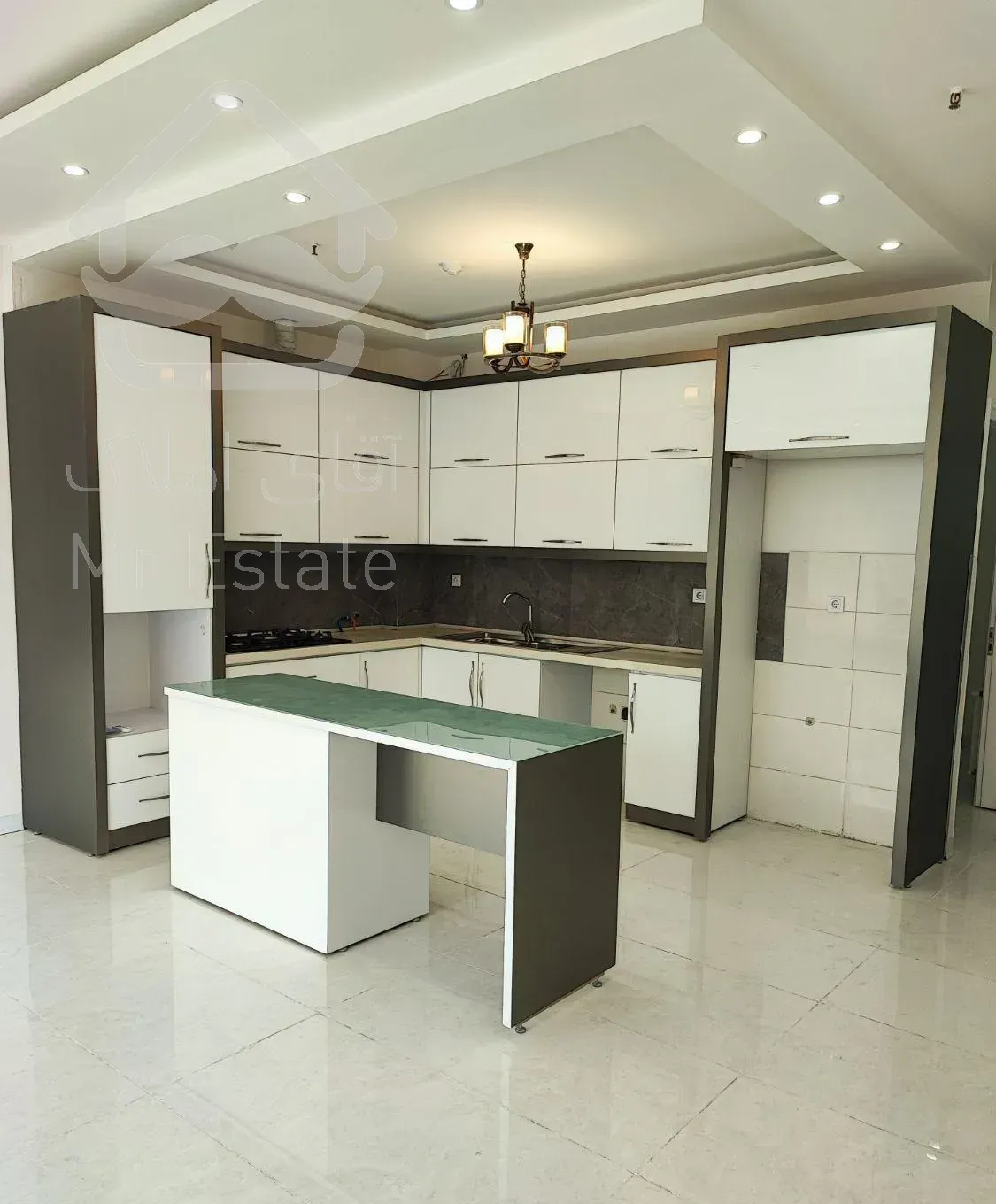 90 متر / نزدیک حرم / سند اماده