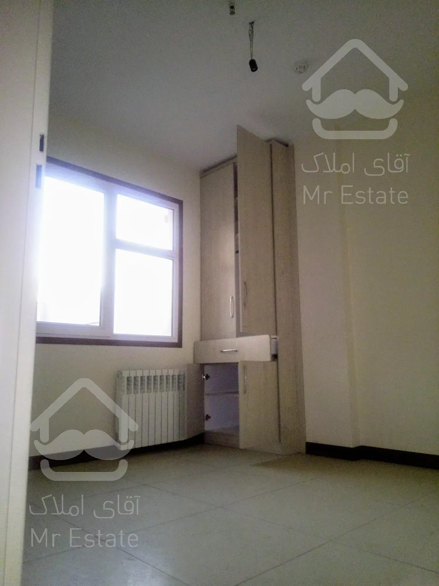 فروش واحد ۱۲۵ متری سه خواب در صادقیه