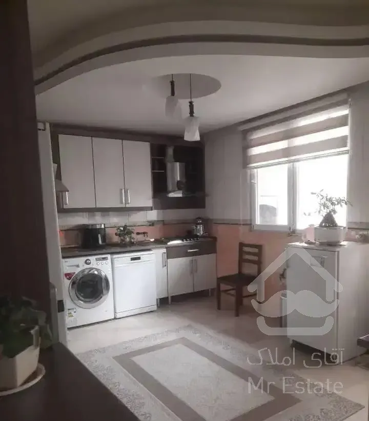 آپارتمان ۱۴۰ متری ۳ خواب فول دو پارکینگ نارمک