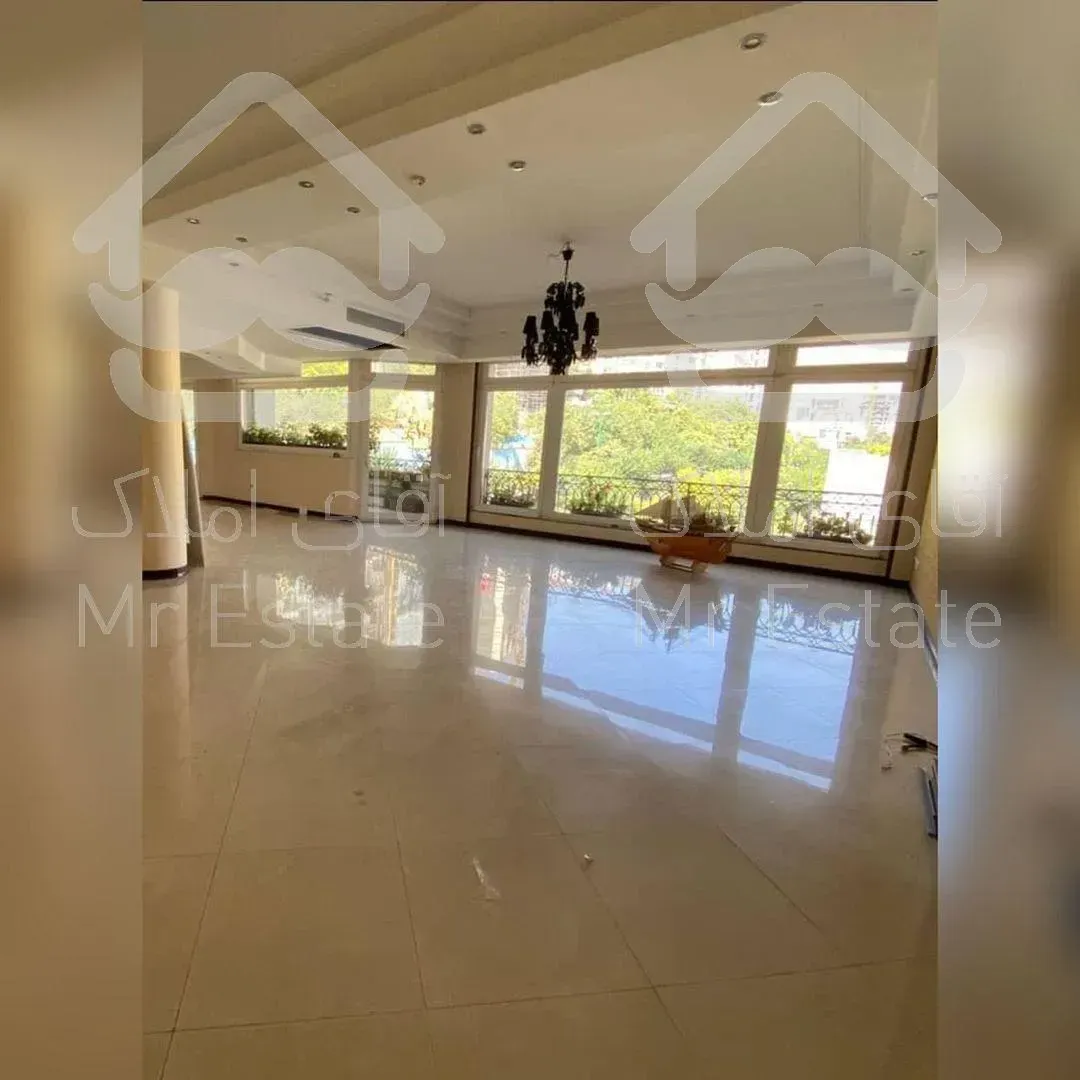 خرید آپارتمان موقعیت اداری در فرمانیه ۳۲۰ متر