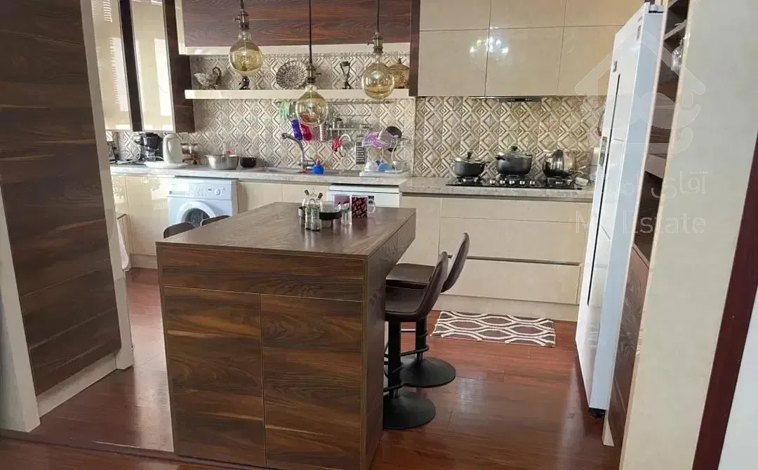 ۱۴۵متری فرشتگان/فول امکانات