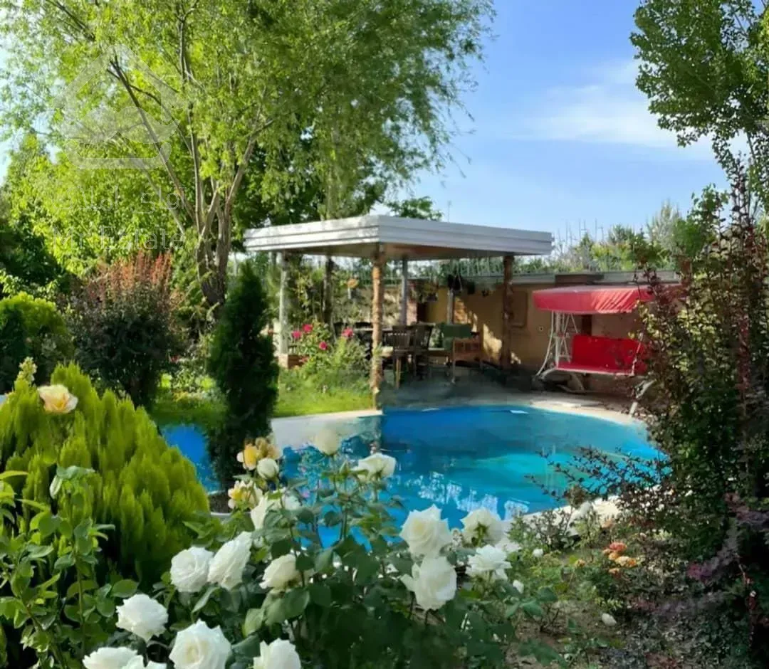 ویلاباغ ۱۰۰۰متری استخردار مبله