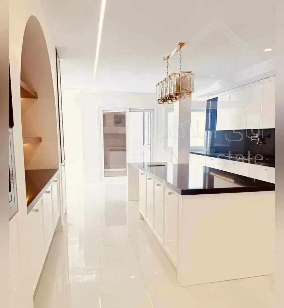 ۱۴۳متر کلید نخورده/۳خواب فرمانیه