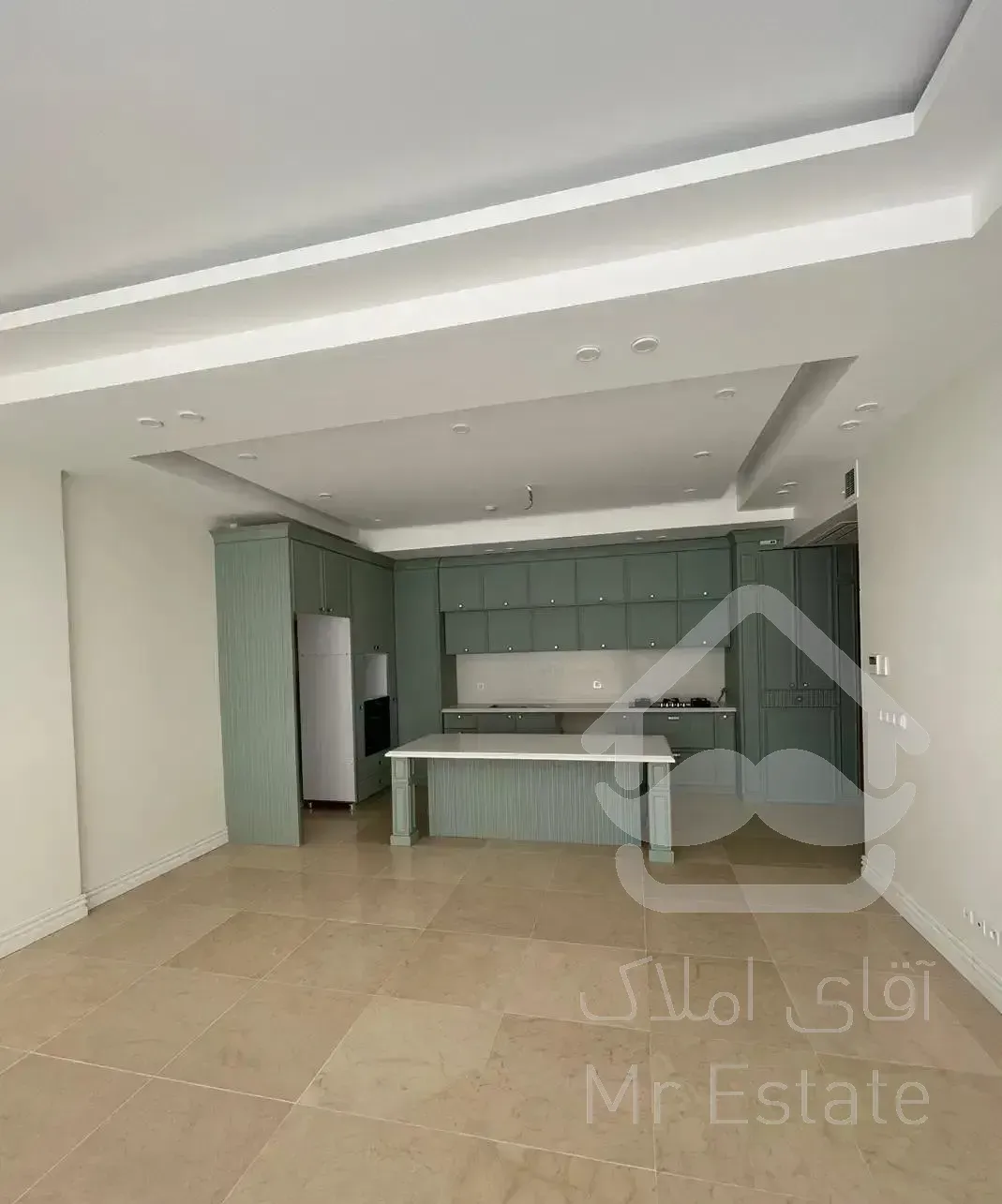 آپارتمان ۱۳۰متری ۳خواب نوساز