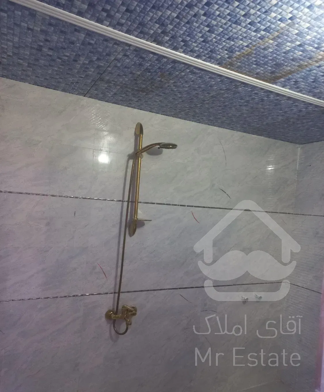 اپارتمان ۱۸۰ متر مدرن مناسب دفتر تجاری وهنری