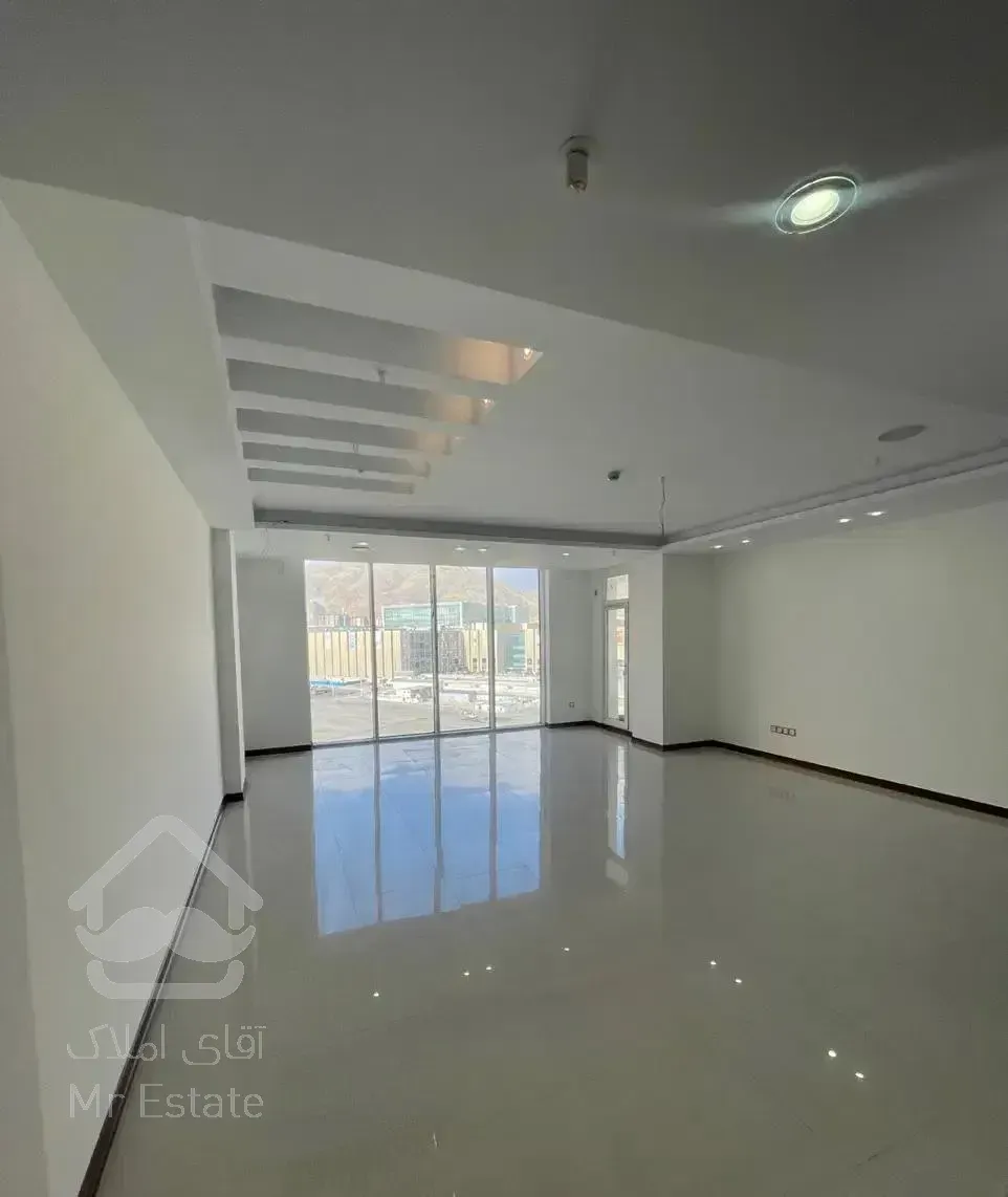 ۱۶۰متر۳خواب مستر برج تریتیوم۱ویو ابدی طبقه آخر پنت