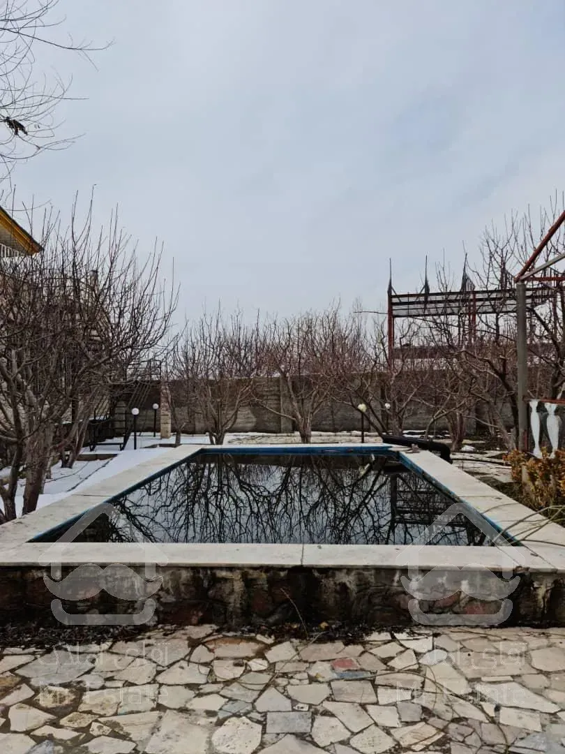 سربندان ویلا۱۲۰۰ متر ۱۵۰ متر بنا