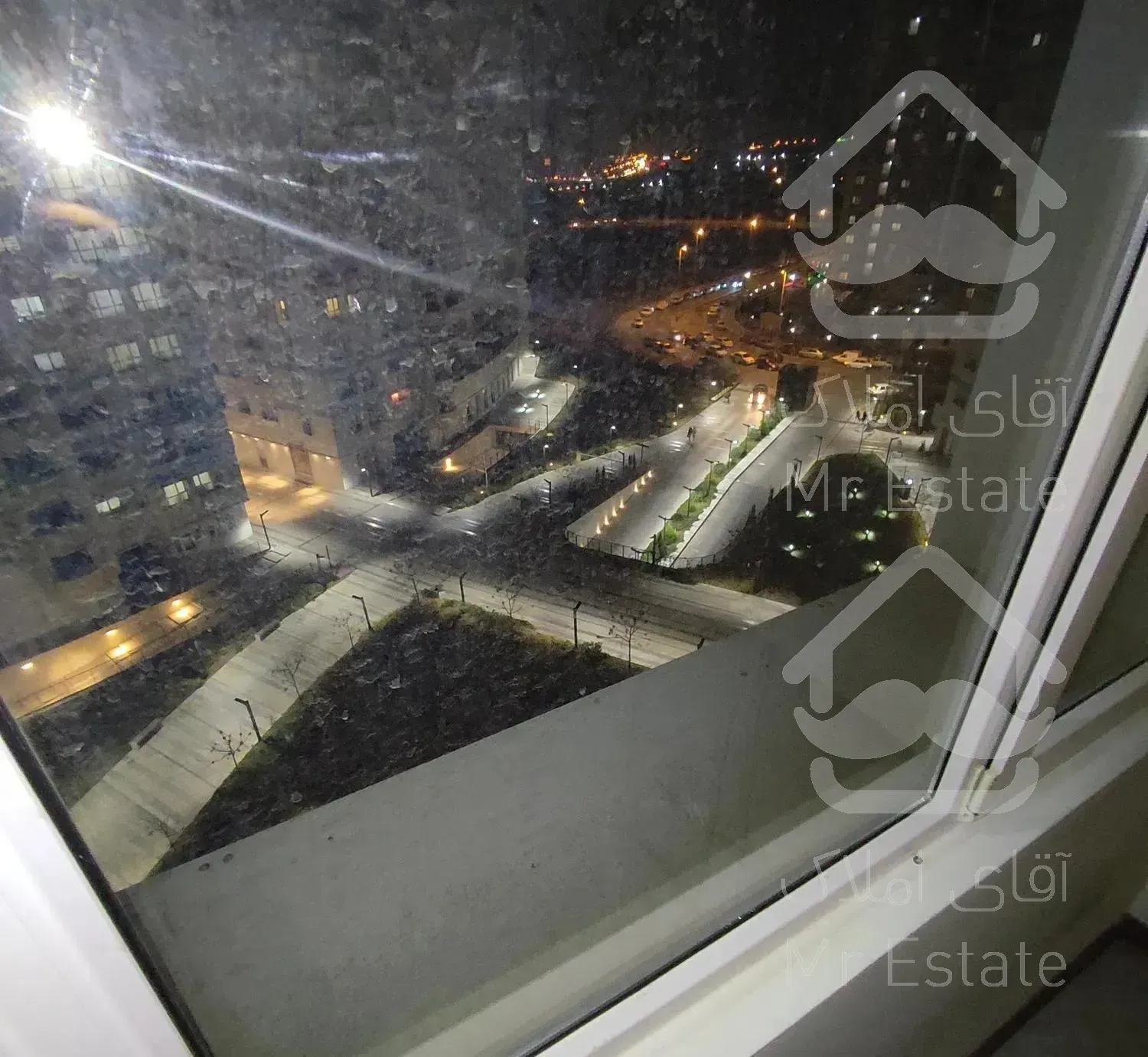 ۱۹۲متر ۳خواب سالن بزرگ/ همراه شهر