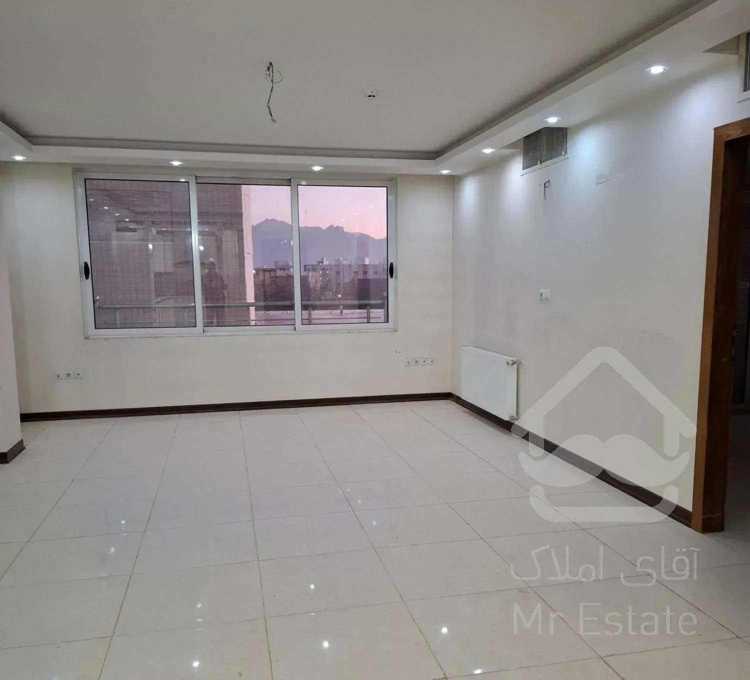 آپارتمان ۹۴ متری نوساز آتشگاه قدس