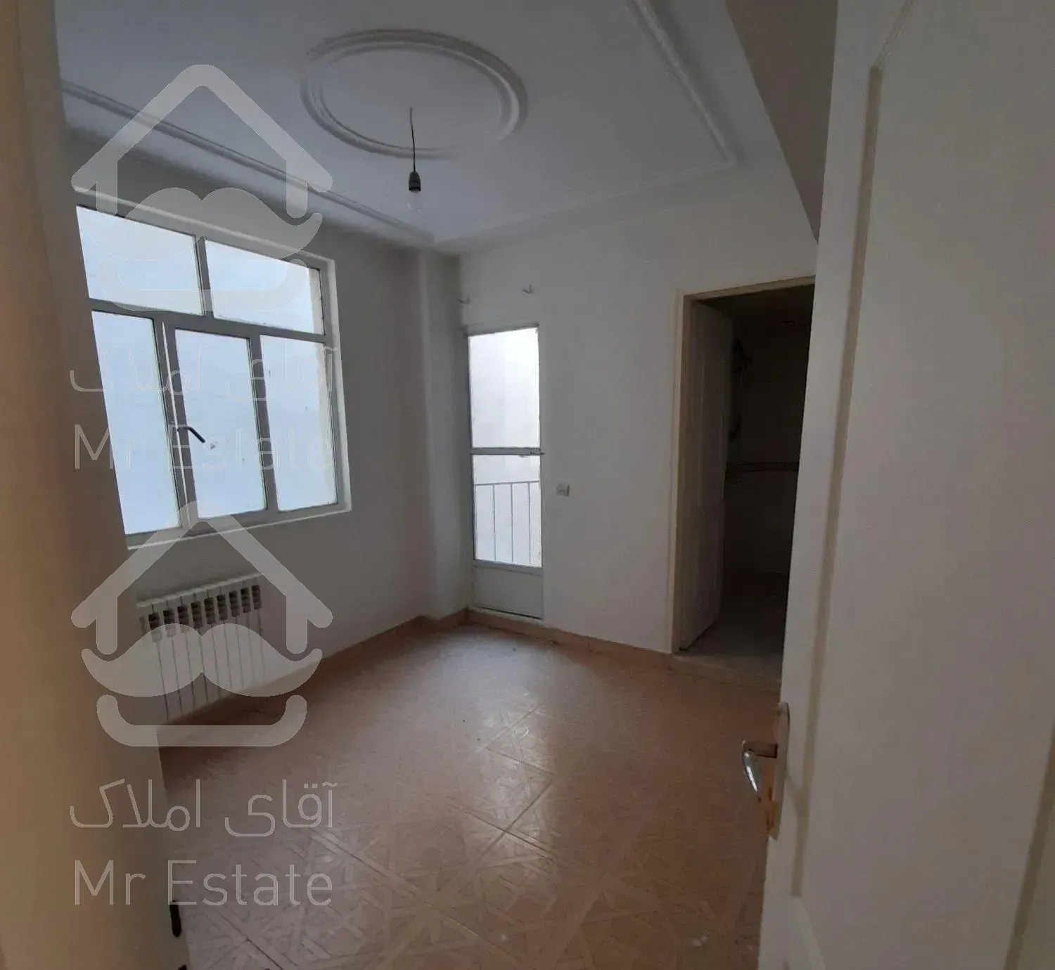 آپارتمان۸۶متری/فول/میدان بروجردی خ محبی