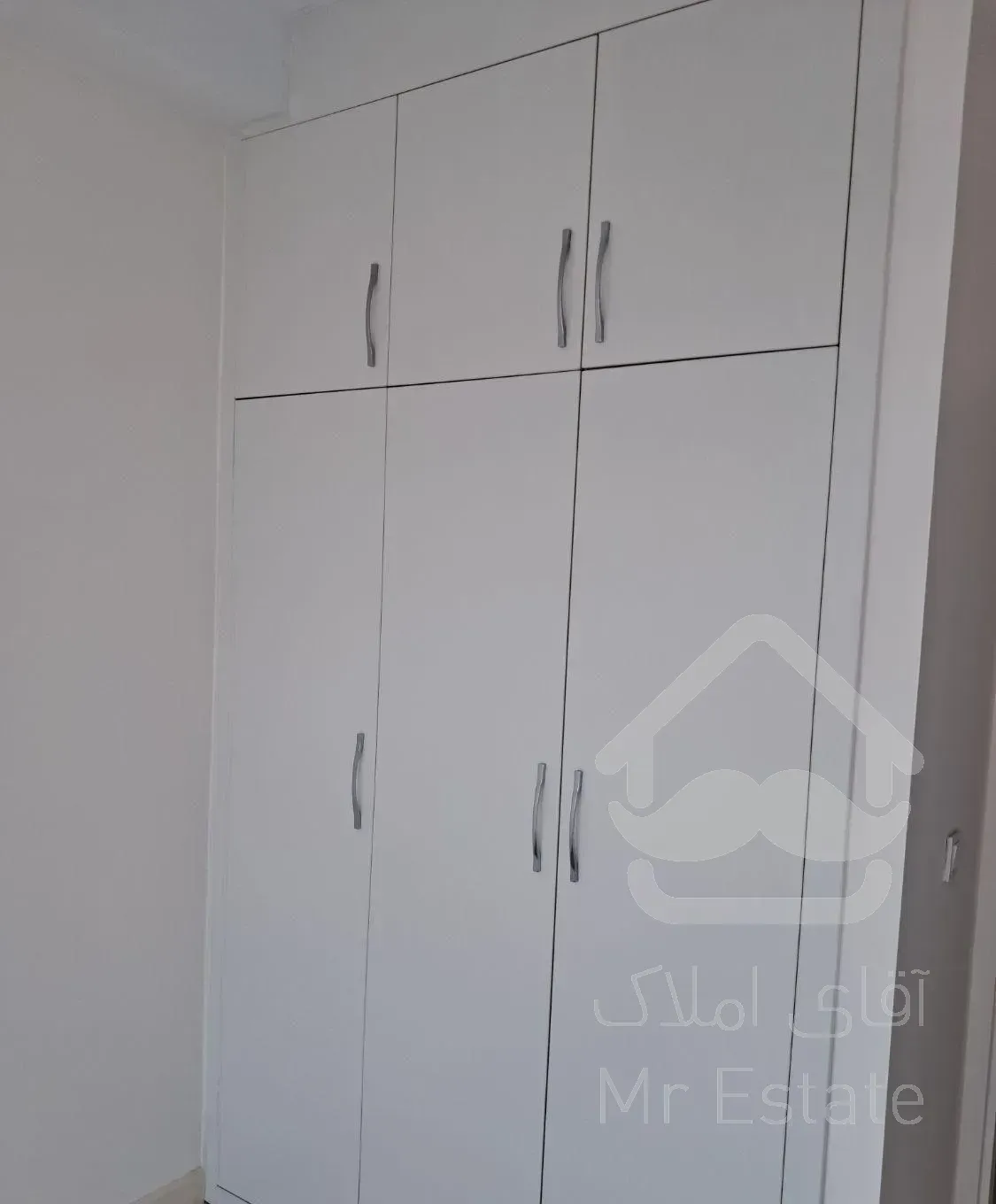 فروش آپارتمان ۱۲۸ متری ۳ خوابه در قزل قلعه