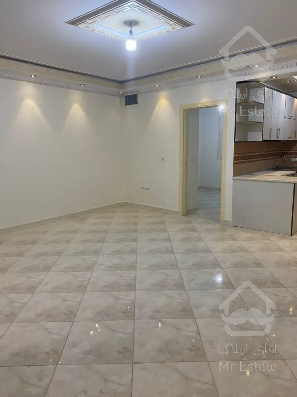 آپارتمان ۶۳ متری یک خواب فول امکانات سال ساخت ۱۳۹۳