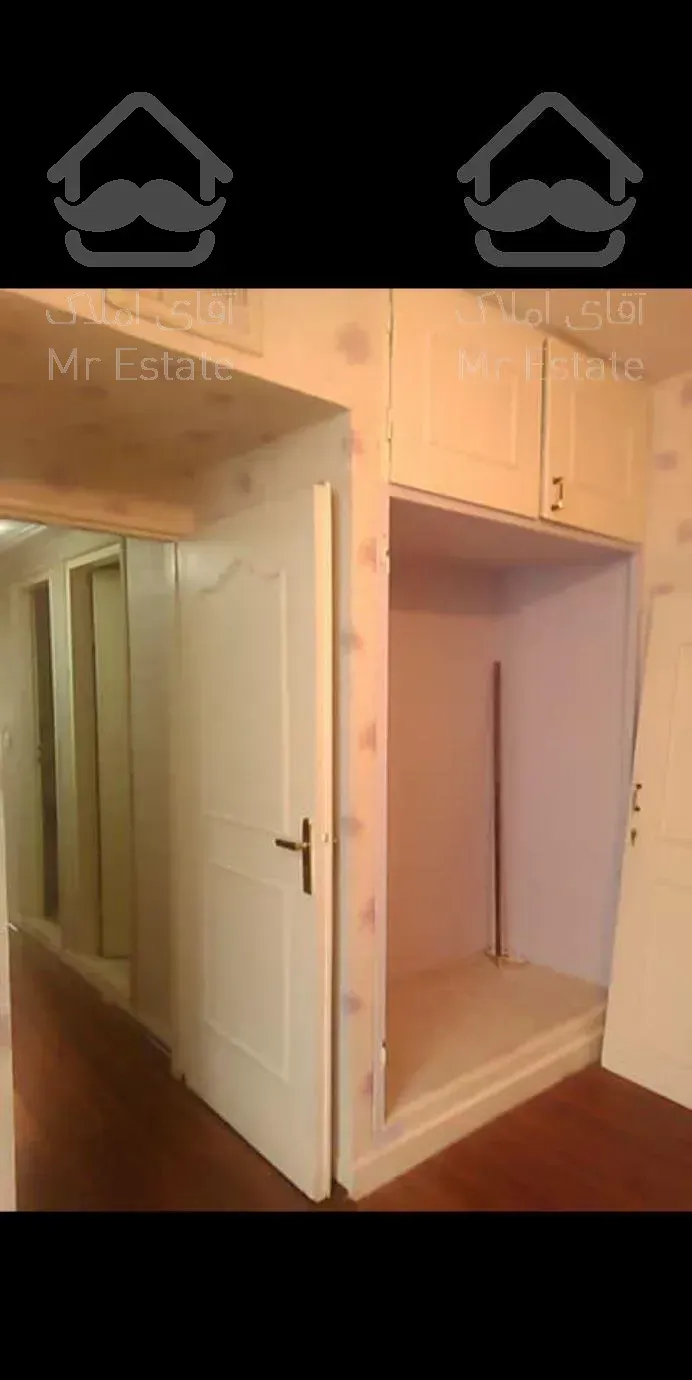 ۷۶ متر  پروانه شمالی