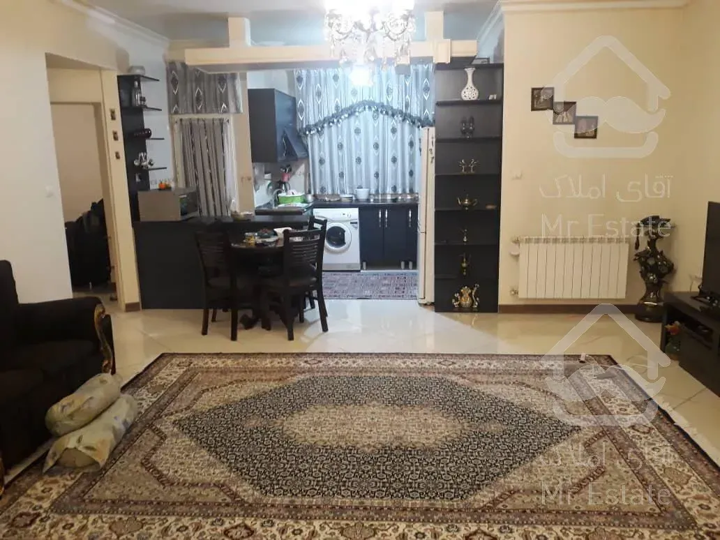 ۸۳متری دوخوابه هاشمی