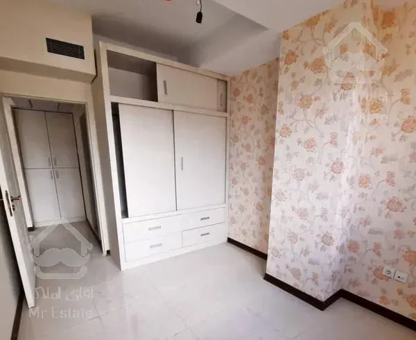 دفترفروش برج مجلل گل نرگس/۶۰متر،سالن پرده خور