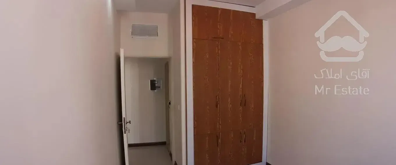 آپارتمان ۱۱۸ متری / خ فرخی / تک واحد