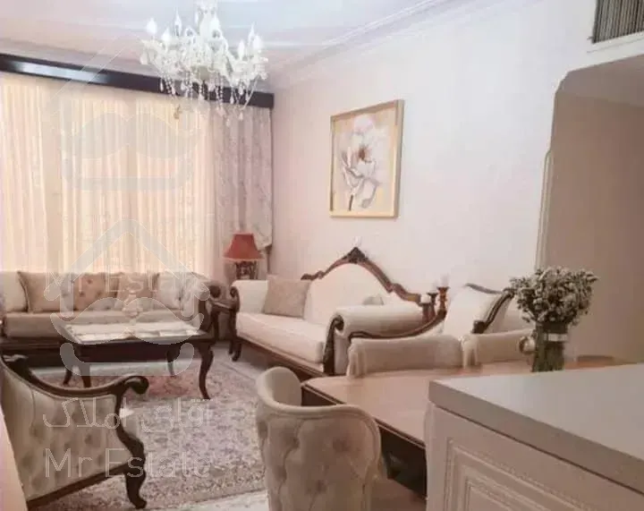 ۶۲مترفول امکانات بالکن بزرگ خطی رو به جنوب