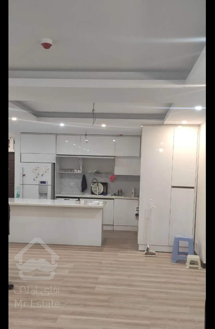 ۱۱۷ متر *پزشکان* روبه کوه * سرمایه گذاری