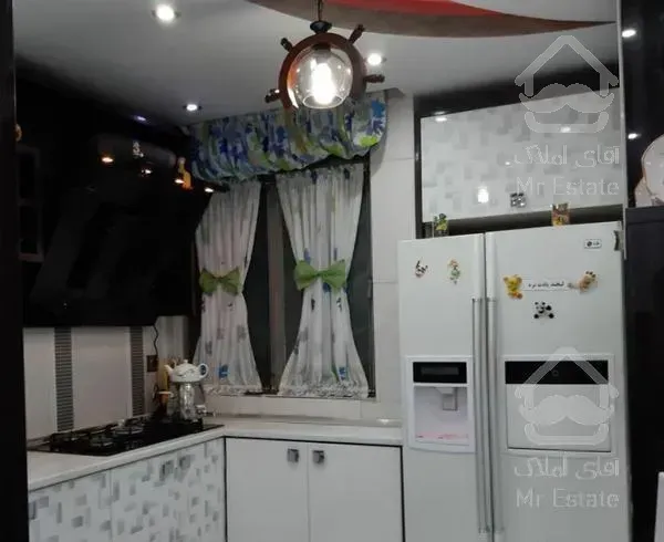 چهار باغ شرقی/۶۳متر ۲خواب/ شیک و با امکانات