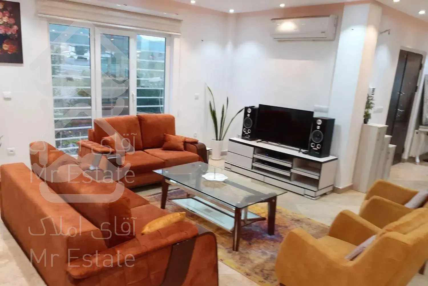 ویلا با استخر اب داع ۴ خواب با چشم انداز زیبا