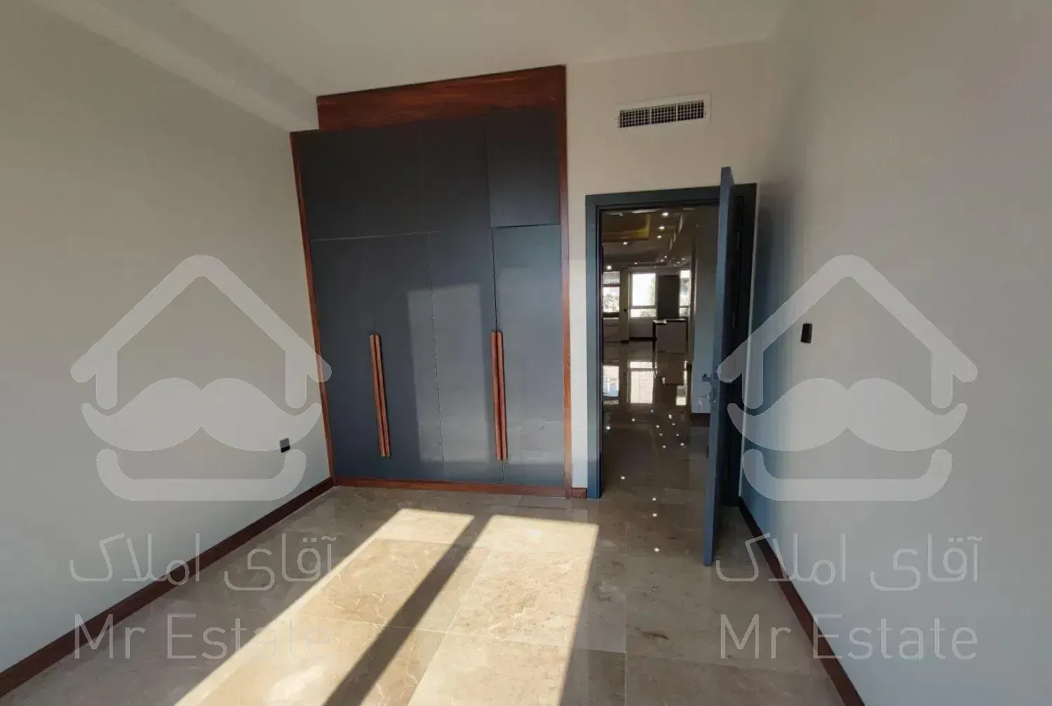 آپارتمان مطهری لارستان 119 متری