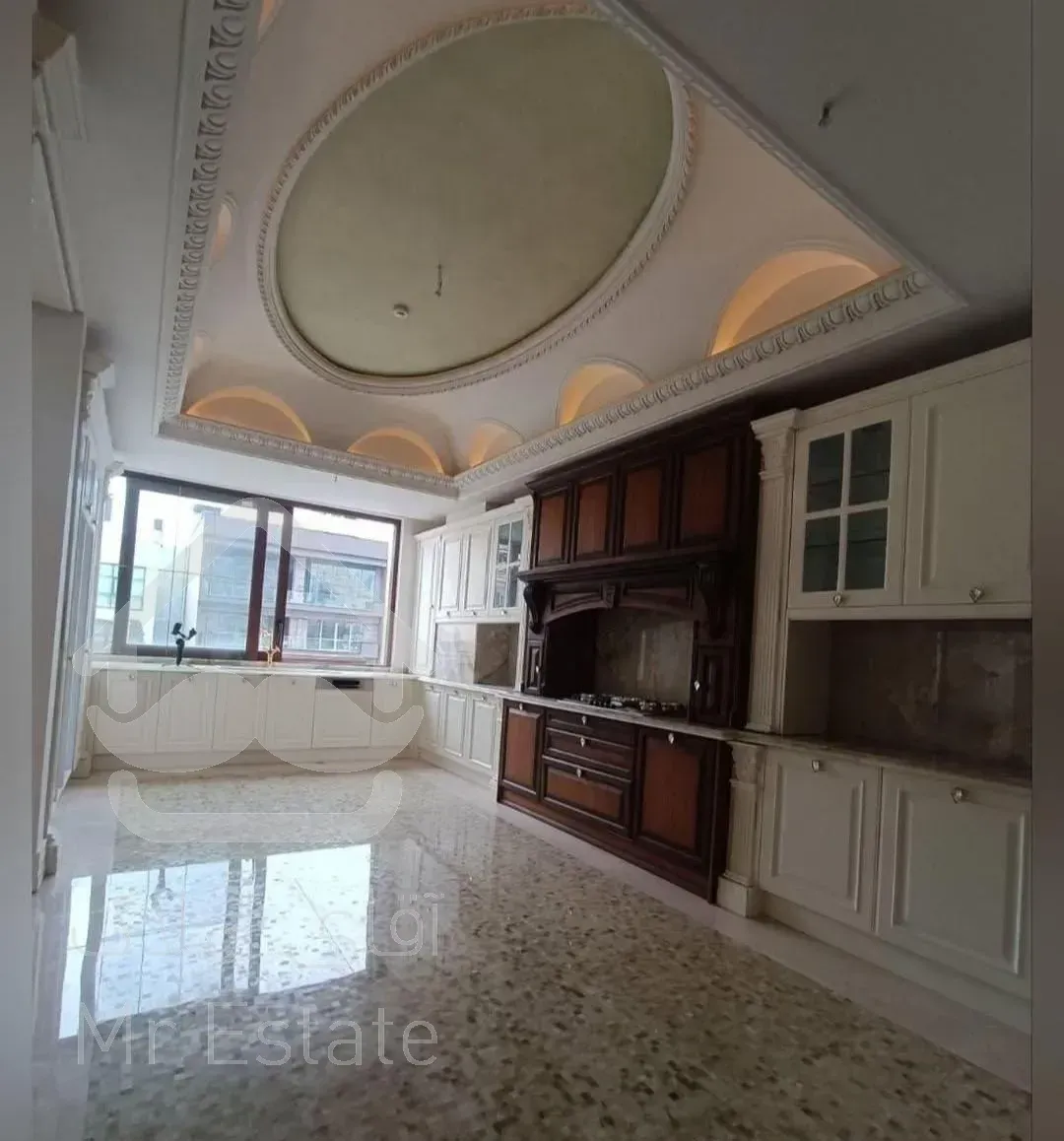 آپارتمان اشرافی/۲۳۵متر نوساز*طراحی نئوکلاسیک