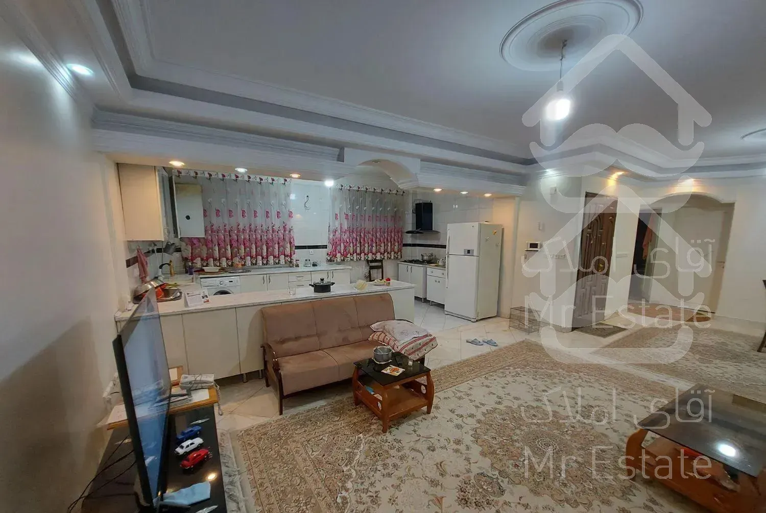 آپارتمان ۱۰۲متردوخوابه