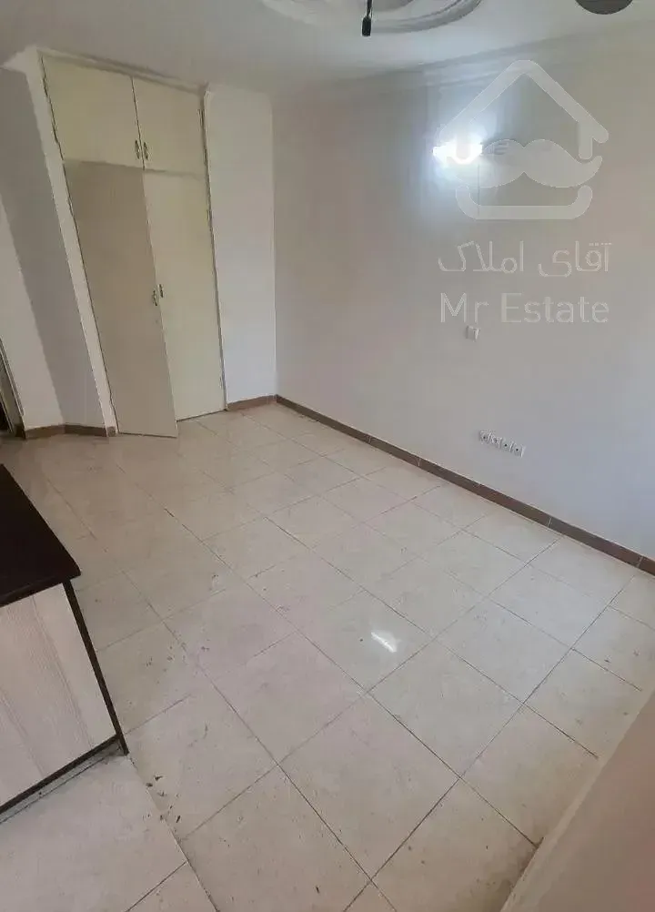 ۵۰متر/پارکینگ/آسانسور/بالکن/تخلیه