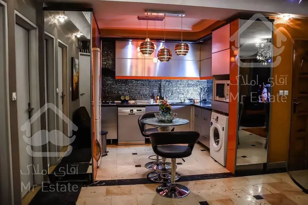 آپارتمان ۱۰۰ متری . ۲ خوابه