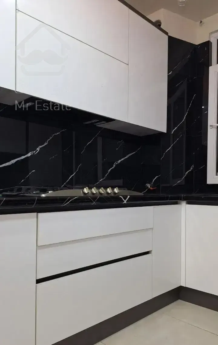 آپارتمان مسکونی۱۱۰متری ۳ خوابه