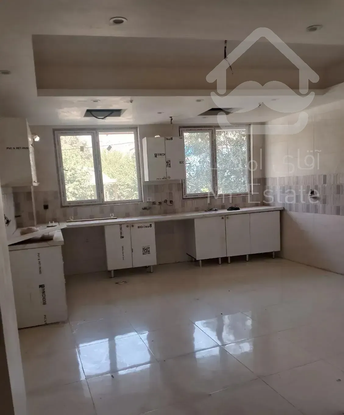 ۵۰متر/کلیدنخورده/فول امکانات+۲۰مترپاسیو