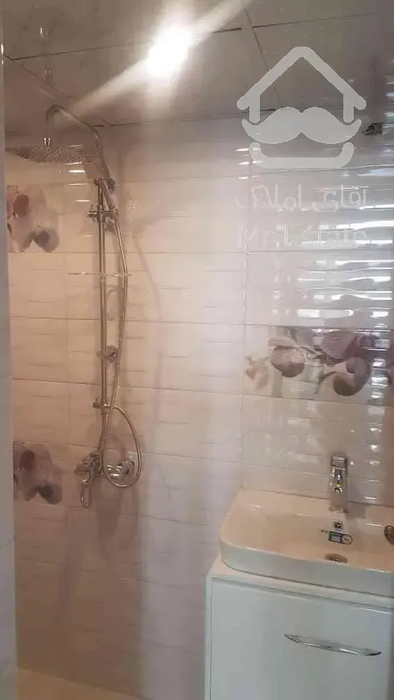 فروش واحد ۱۲۰ متری سه خواب نوساز در فردوس غرب