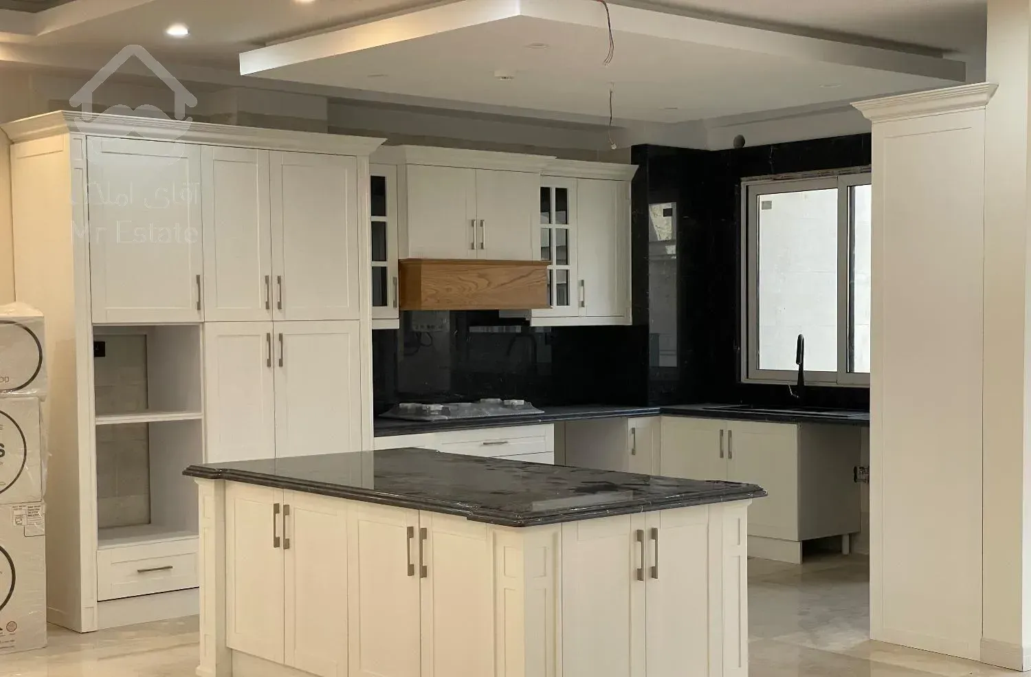 ۱۸۰ متر اندرزگو قیطریه ۳خوابه شیک امکانات کامل