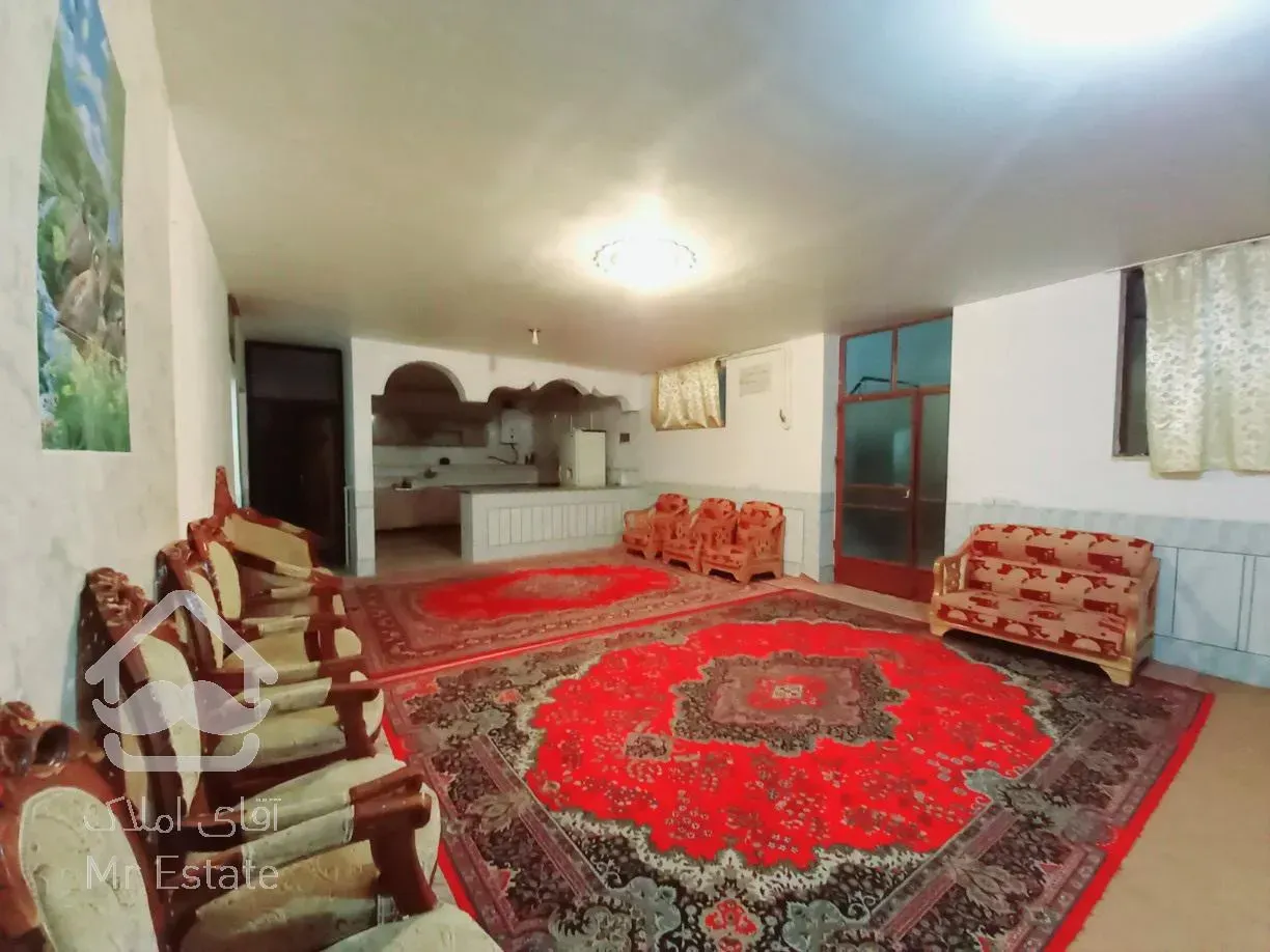 ویلا دوخوابه باغبهادران لب آب