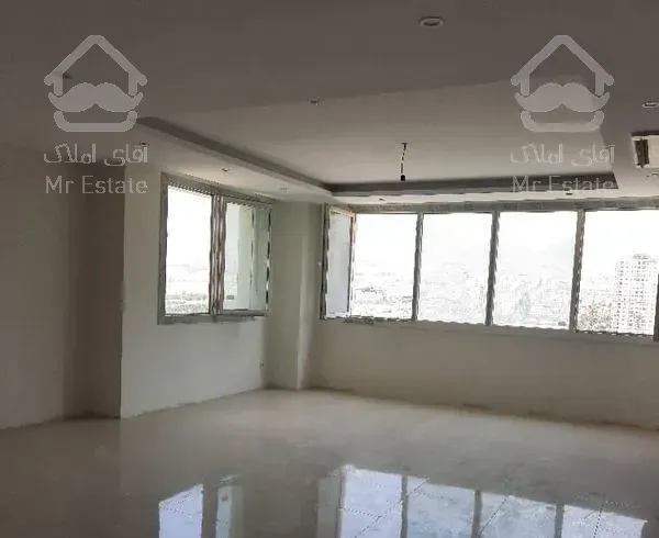 آپارتمان ۱۳۰متری نوساز کلید نخورده  در کوهک