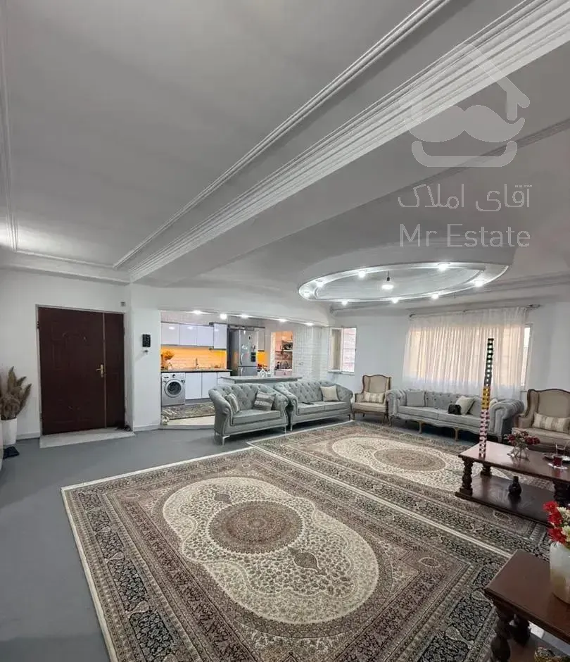 فروش آپارتمان ۱۳۵ متری سه خواب خیابان بابل