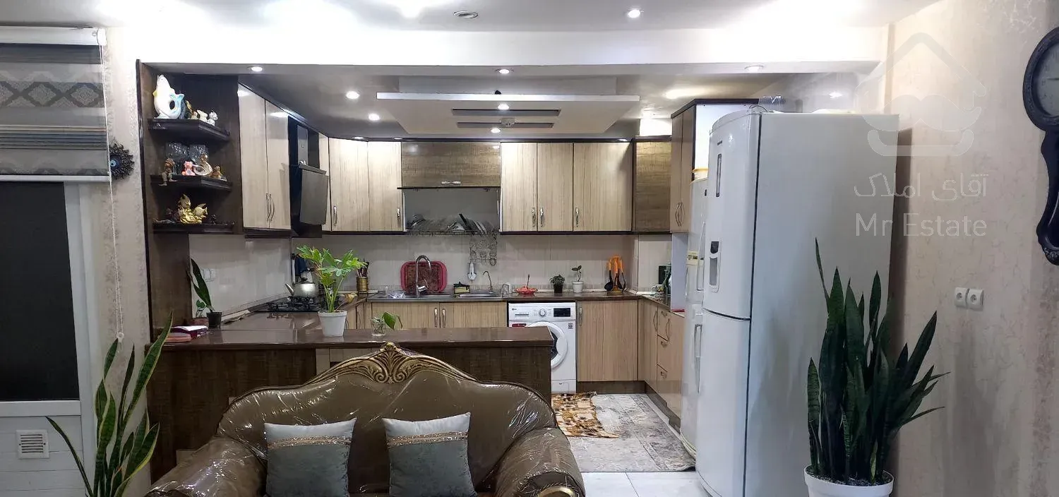 فروش آپارتمان ۱۴۳ متری ۳ خوابه در گلستان