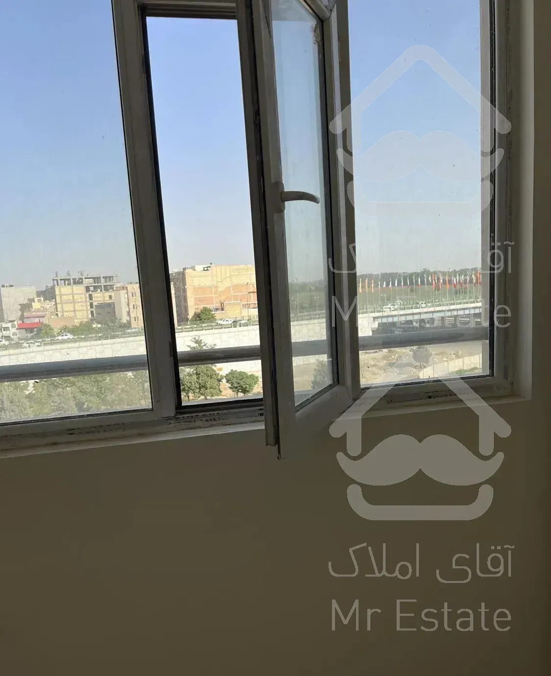 100متر نوساز کلید نخورده غرق در نور