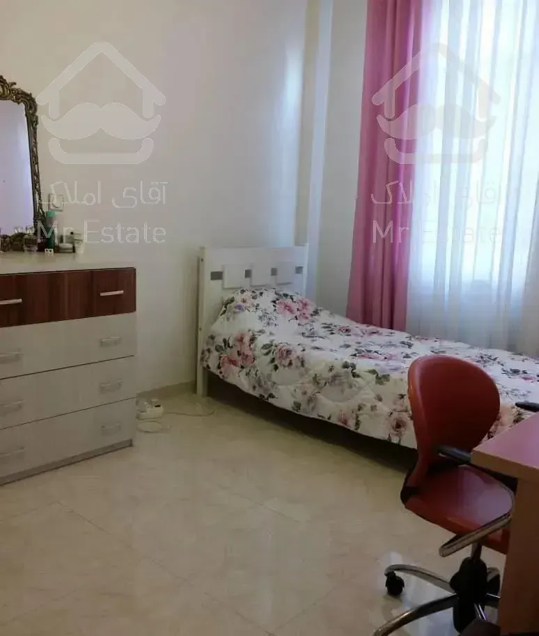 ۱۰۸ متر / دو خواب / بازسازی شده / خیام غربی